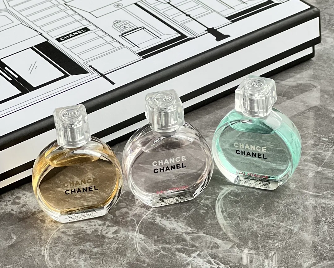 Chanel Family Portrait 12 Piece Set Q Sample Perfume Gift Box