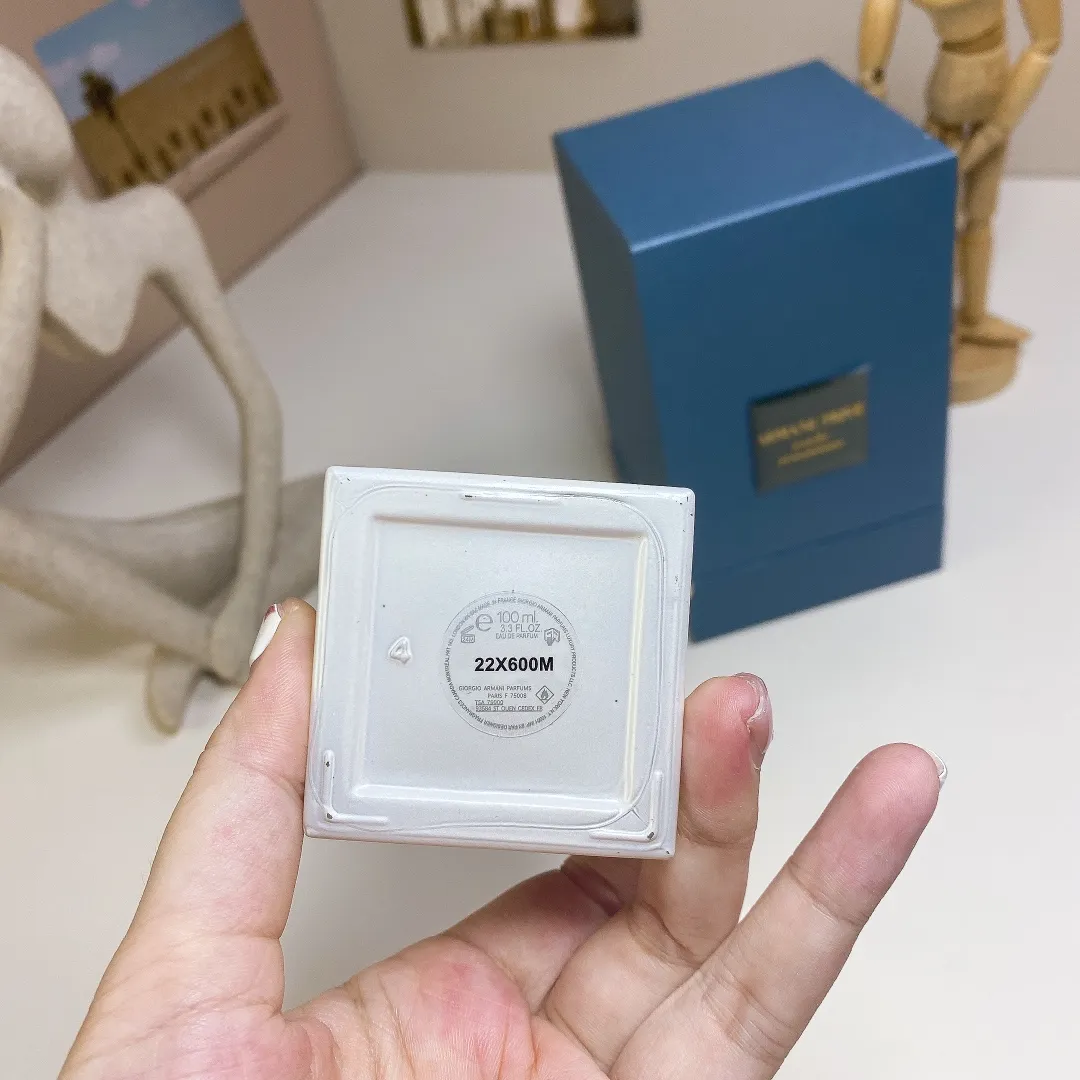 Armani Global Limited Edition Style Roundabout 100ml