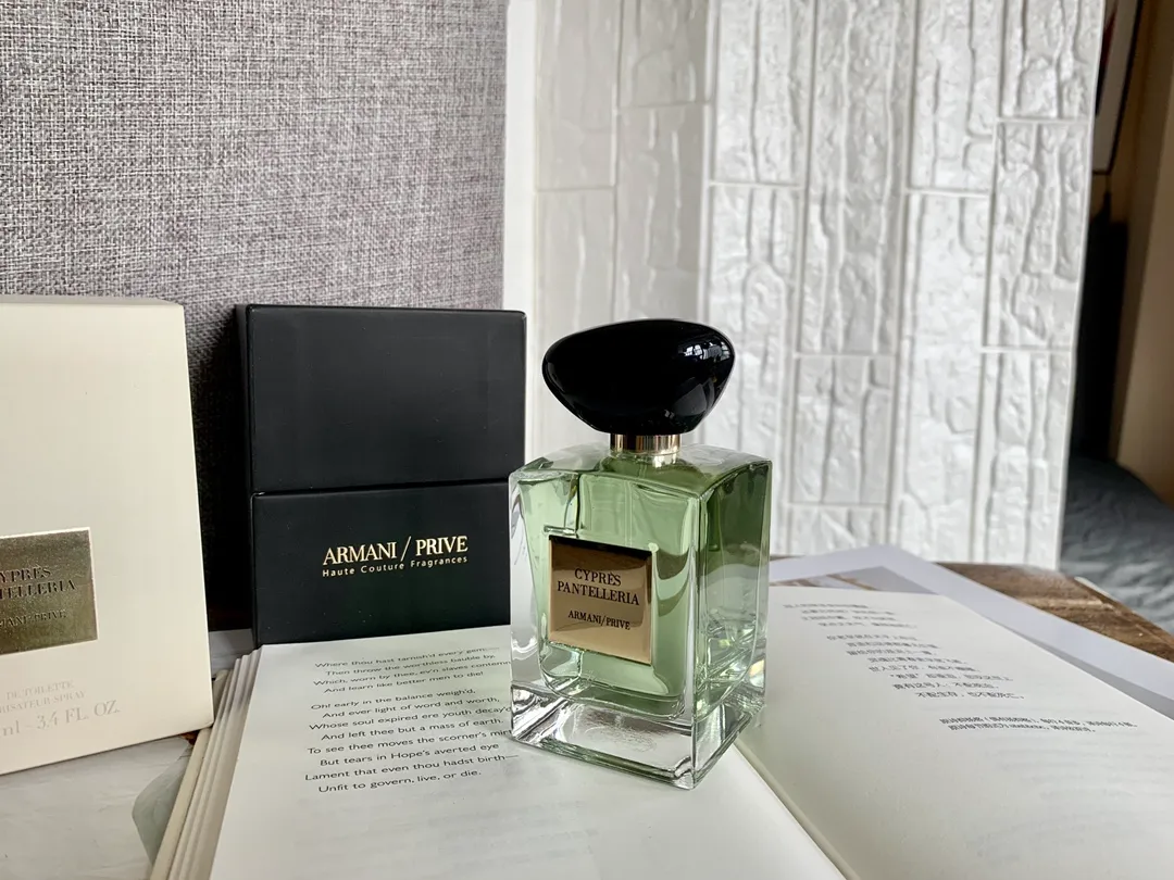 Armani Collection Snow Songhua 100ml – Crisp Luxury Scent