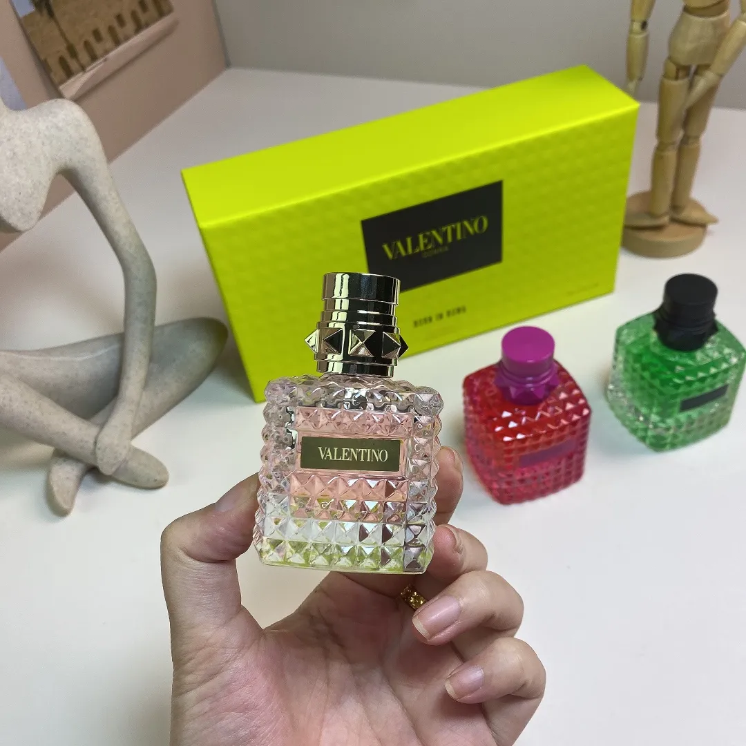 Valentino Perfume Chinese Sample 30mi Three Piece Set