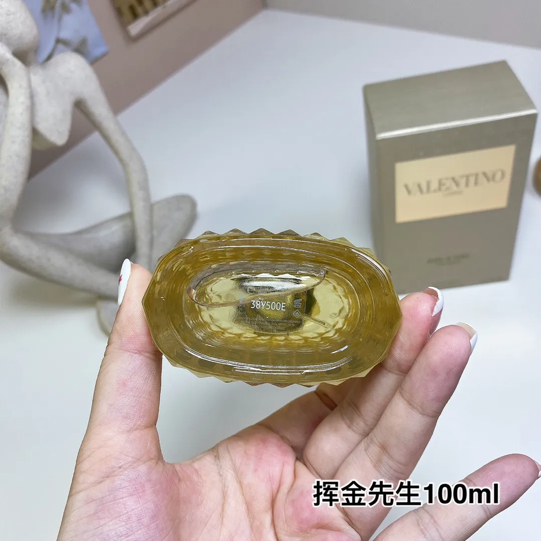 Valentino Roman Men's Gilded Edition (Mr. Gold) 100ml