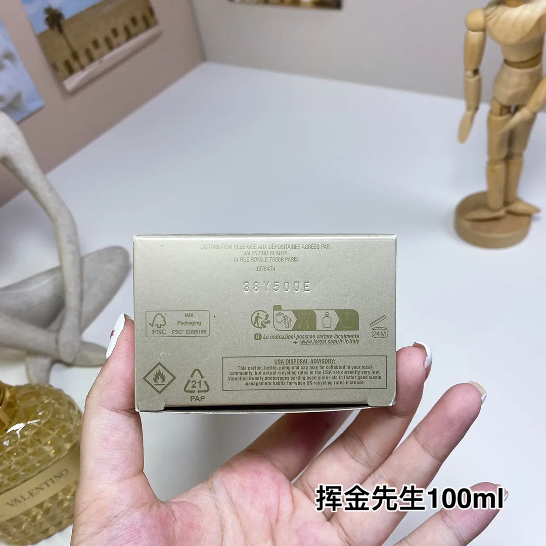 Valentino Roman Men's Gilded Edition (Mr. Gold) 100ml