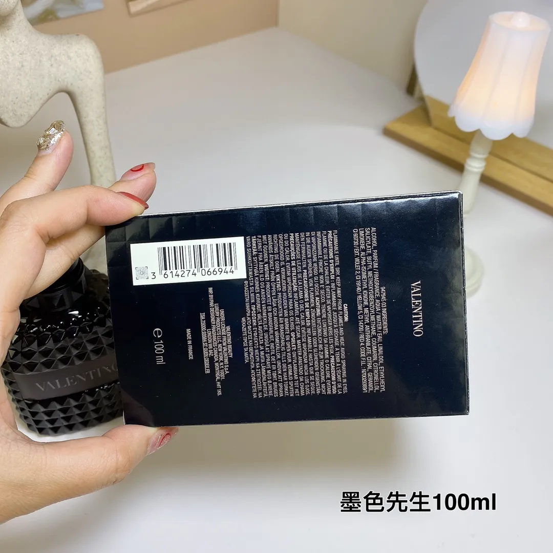 Valentino Ink Mr./Roman Men's Black Rivet Edition 100ml