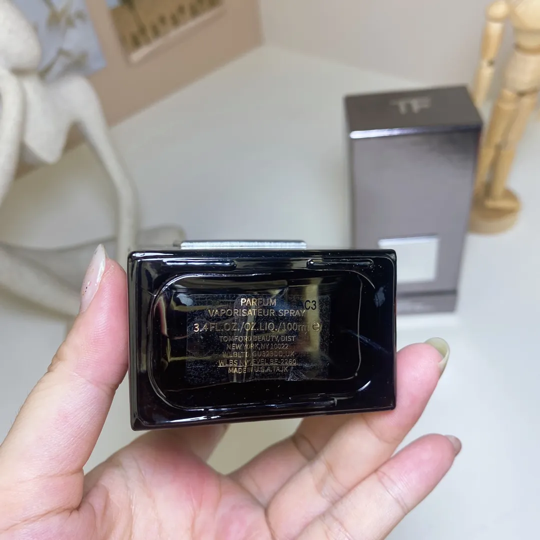 Tom Ford Zhenhua Ebony essence Alloy Standard 100ml Tom Ford Zhenhua Ebony essence Alloy Standard 100ml