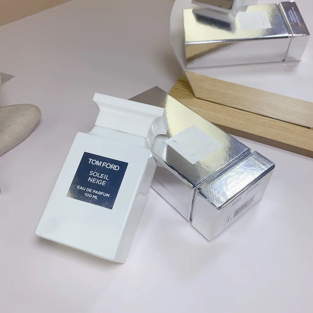 TOM FORD SOLEIL NEIGE, Tom Ford Snow Reflects Flowing Light, Ice and Snow Sun 100ml