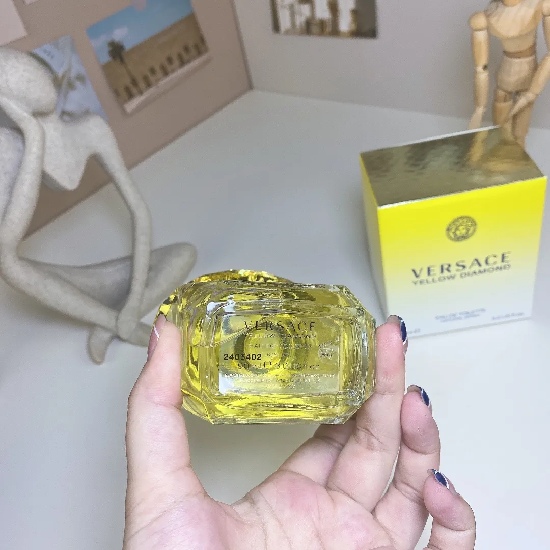 Versace New Packaging Phantom Gold Diamond (Yellow Crystal) 90ml Versace Yellow Diamond