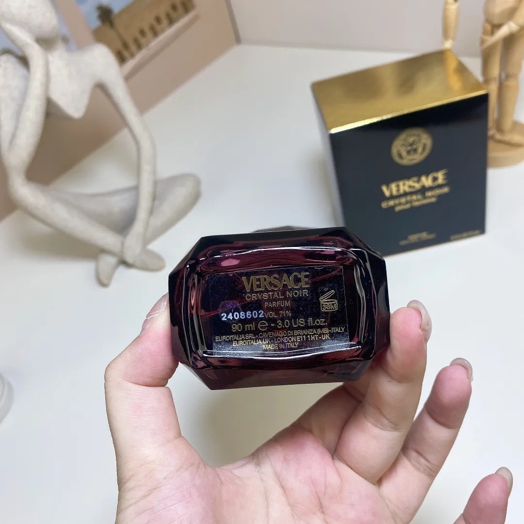 Versace essence Black Diamond 90ml