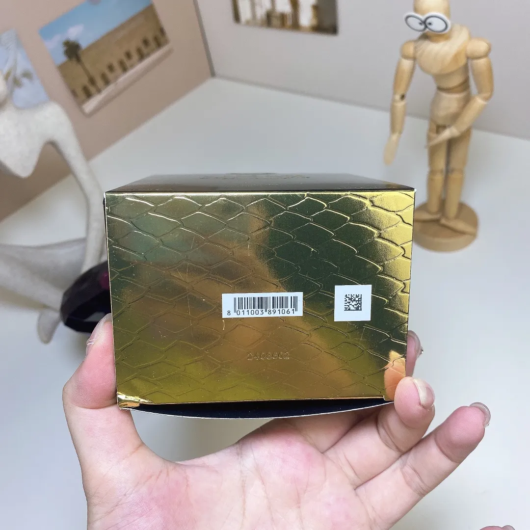 Versace essence Black Diamond 90ml