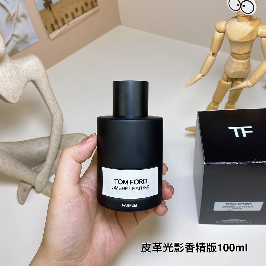 Tom Ford Shadow Leather essence 100ml