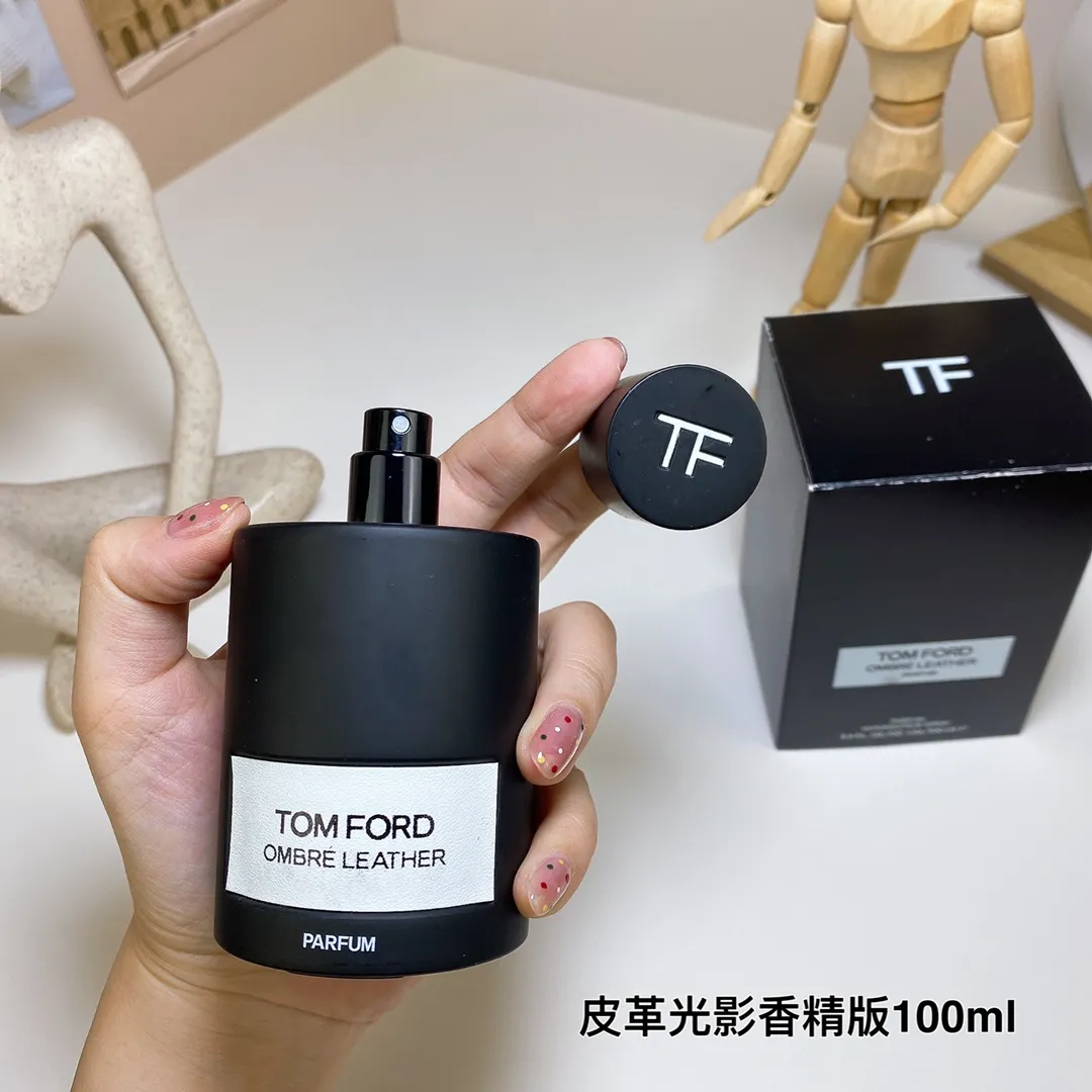 Tom Ford Shadow Leather essence 100ml