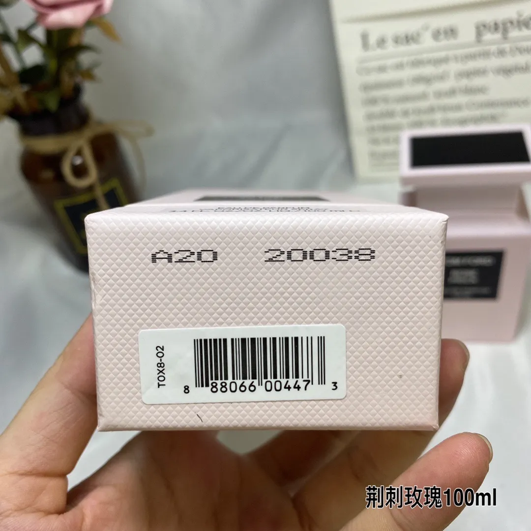 Tom Ford Rose PrickTF Powder perfume 100mI Tom Ford Rose PrickTF Powder perfume 100mI