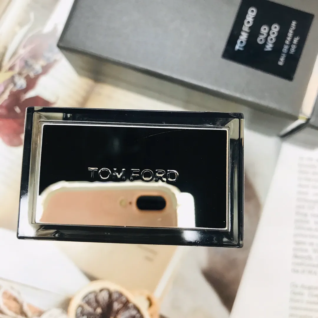 Tom Ford ebony agarwood OUDWOOD 100ml