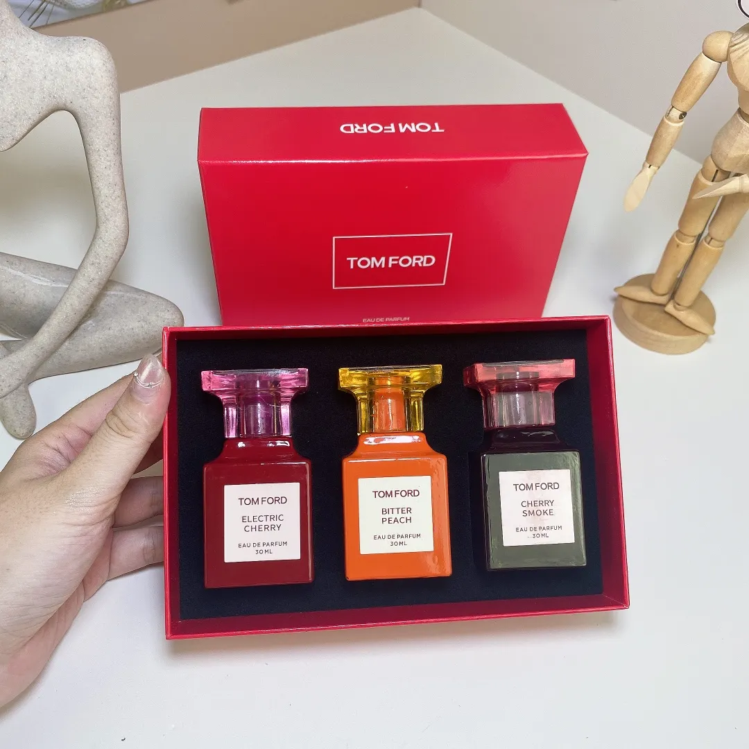 Tom Ford Red Box Sample Set Of 30ml * 3 Pieces, With Nozzle