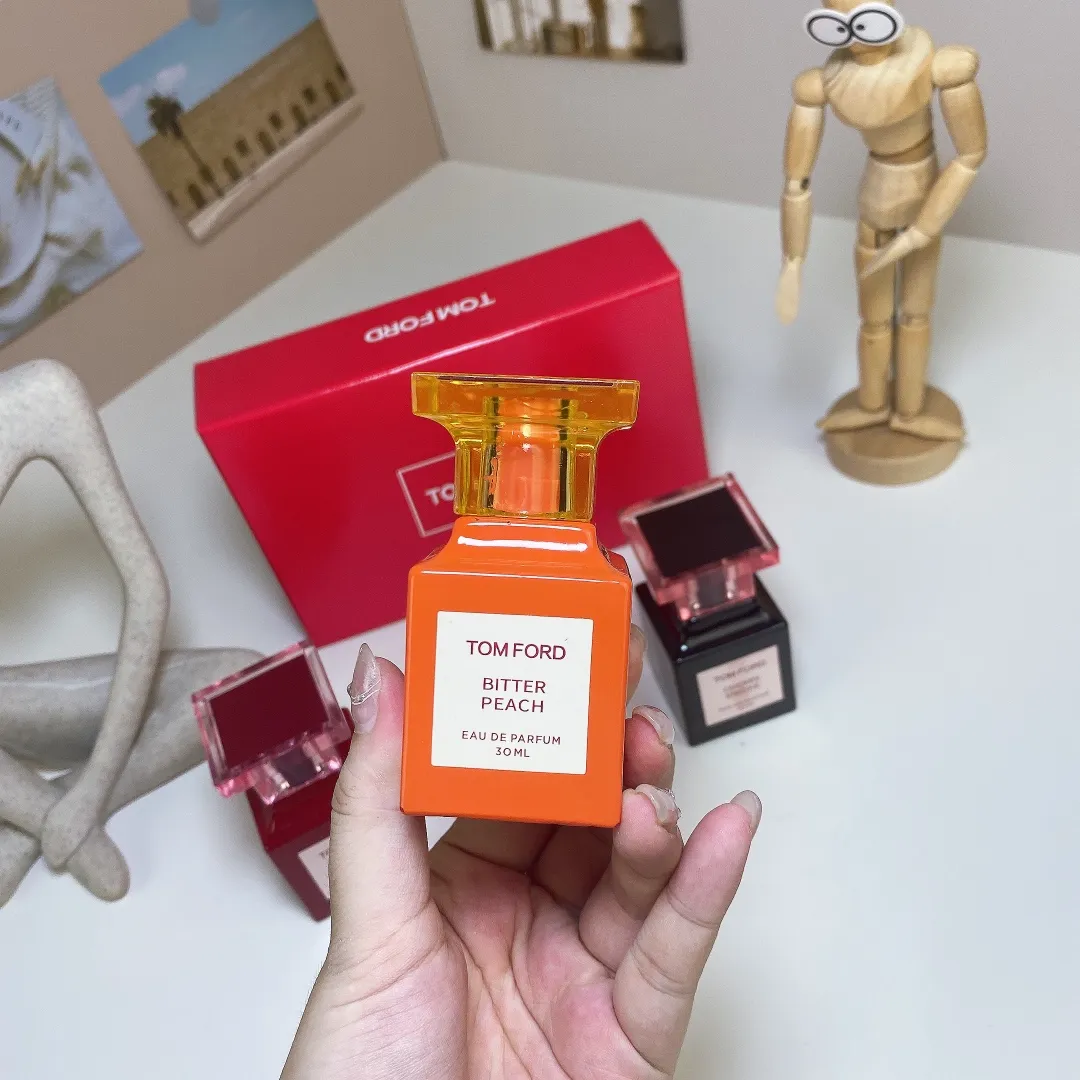 Tom Ford Red Box Sample Set Of 30ml * 3 Pieces, With Nozzle