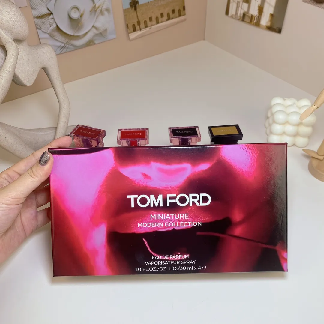 Tom Ford Cherry Sample Four Piece Set 30ml x 4 pieces, with nozzle