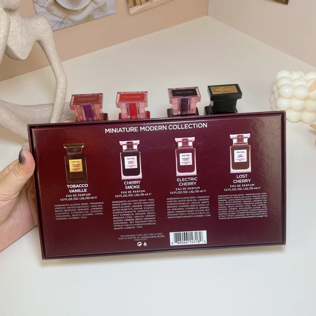 Tom Ford Cherry Sample Four Piece Set 30ml x 4 pieces, with nozzle