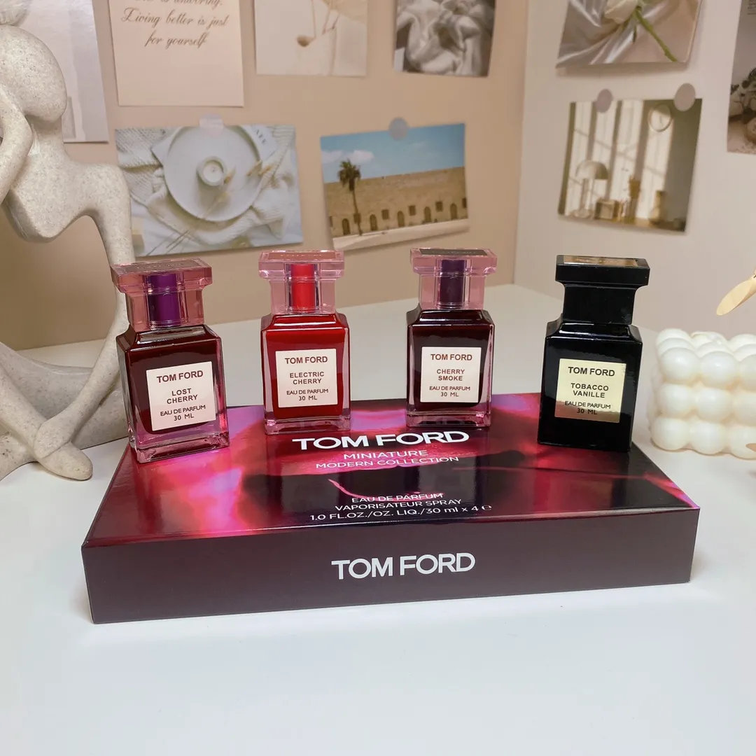 Tom Ford Cherry Sample Four Piece Set 30ml x 4 pieces, with nozzle