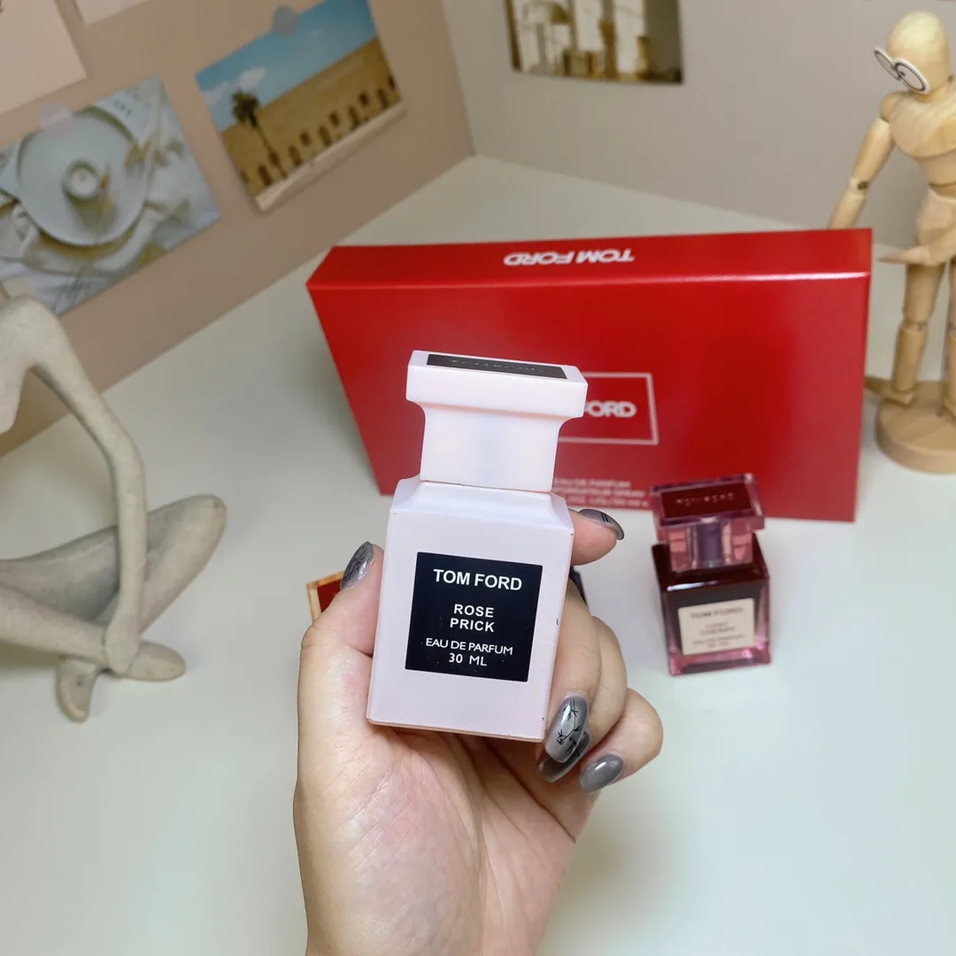 Tom Ford sample set of 4 pieces, 30ml x, with nozzle