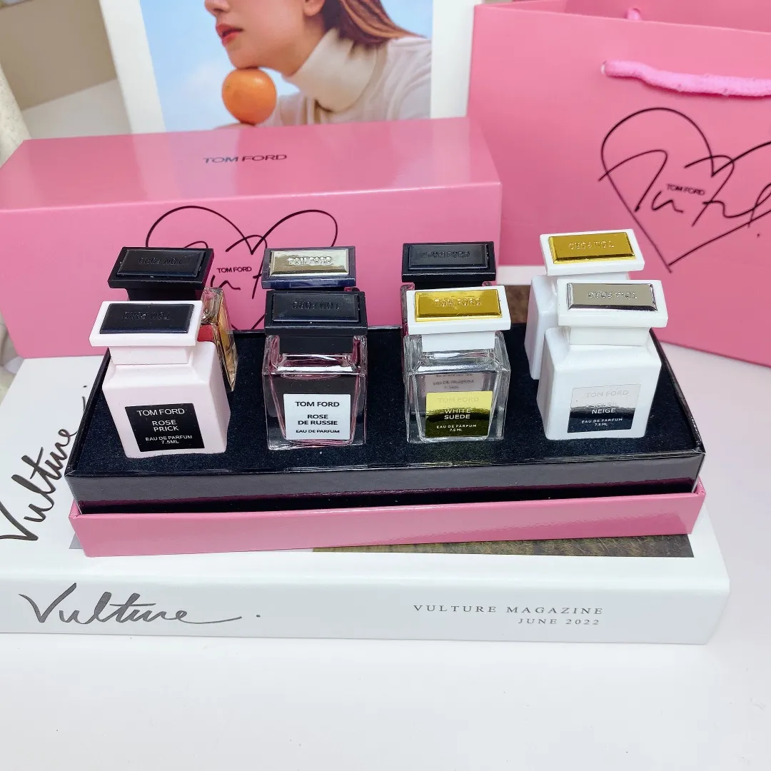 Tom Ford Q-Version Tf Powder Box Limited Signature Eight Piece Set