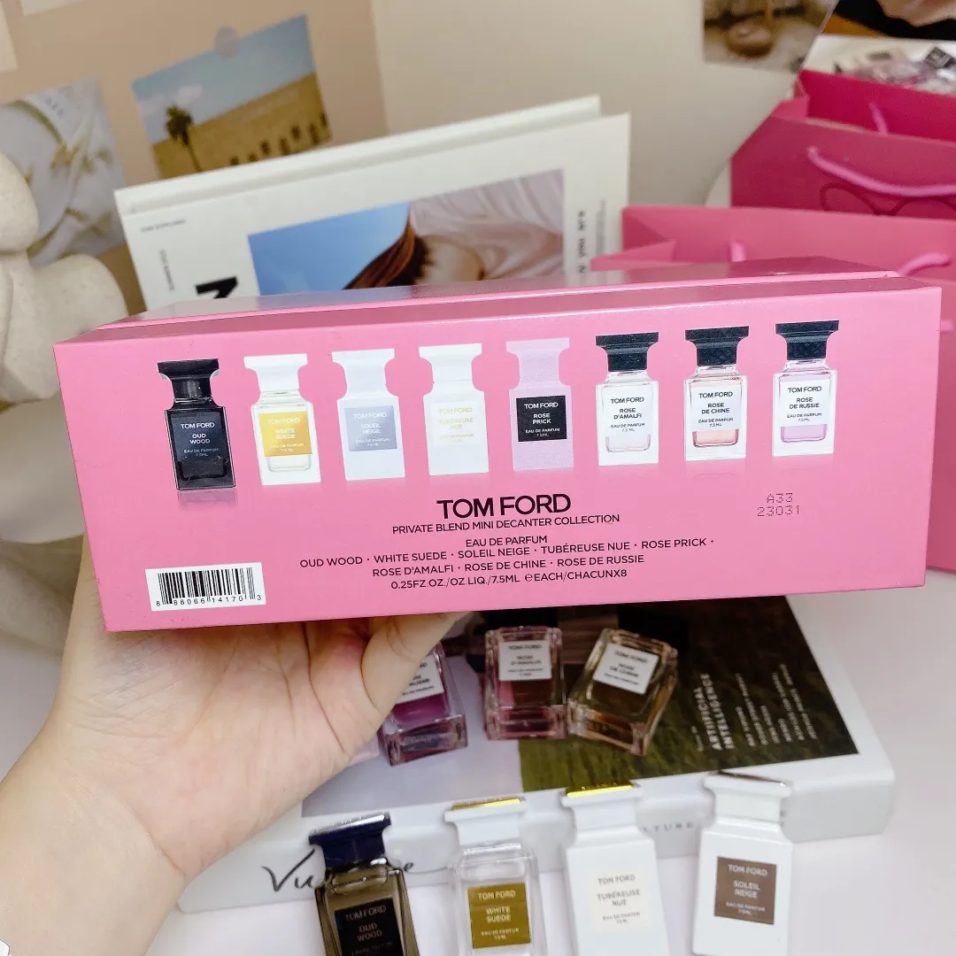 Tom Ford Q-Version Tf Powder Box Limited Signature Eight Piece Set