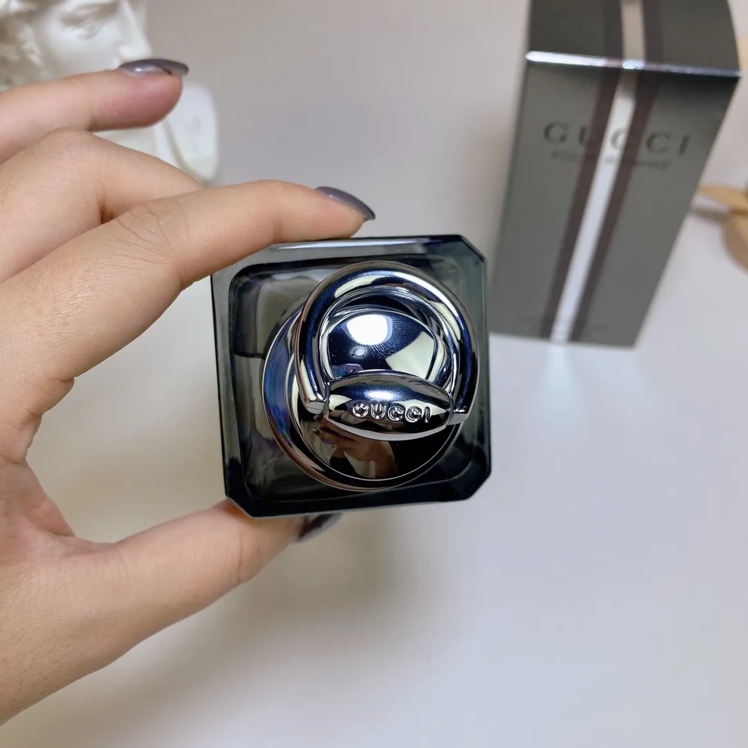 Gucci Classic Men's eau de toilette with the Same Name Fresh and Durable Wooden Fragrance Men's 90mI