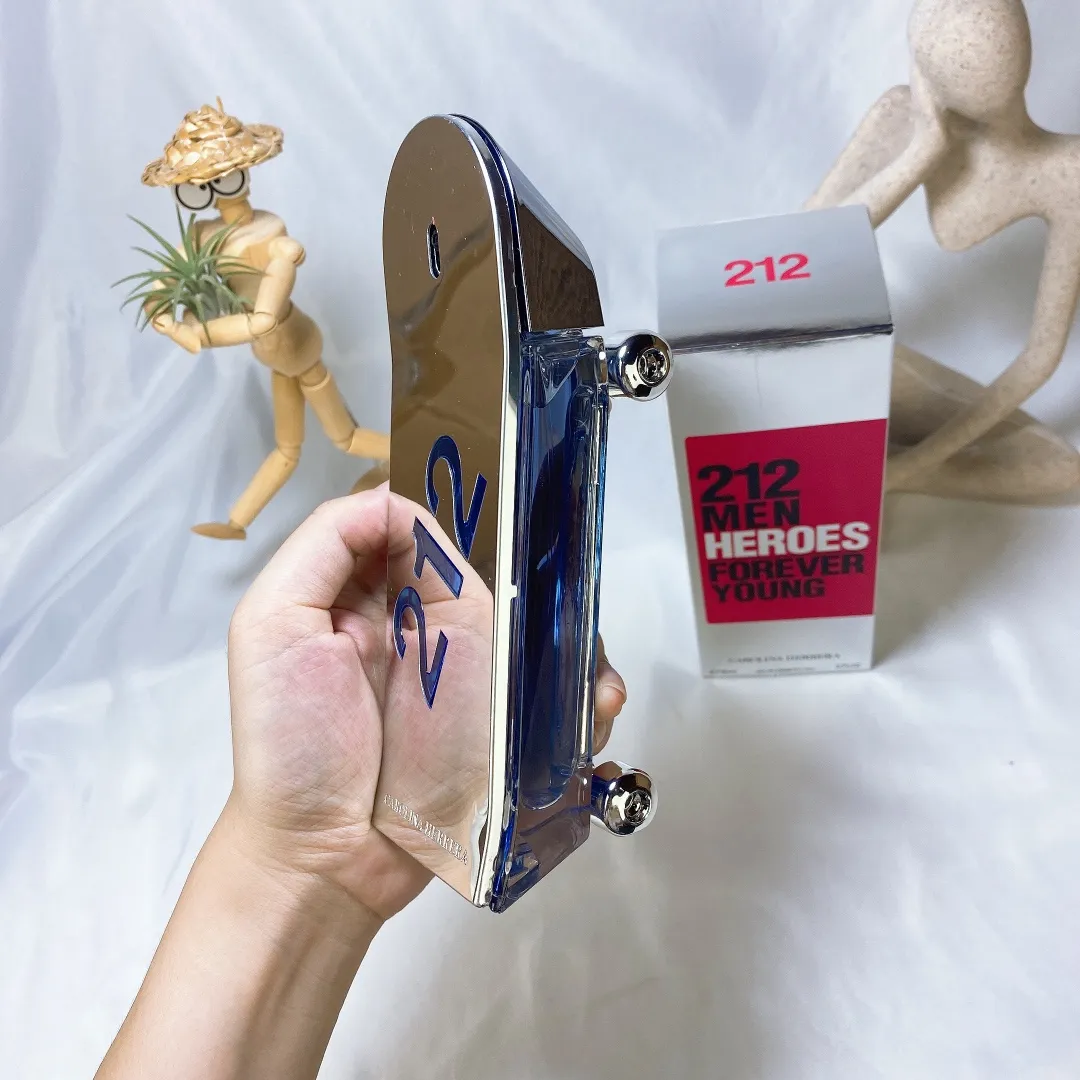 Carolina Herrera 212 En Heroes Forever Young 90ml Perfume