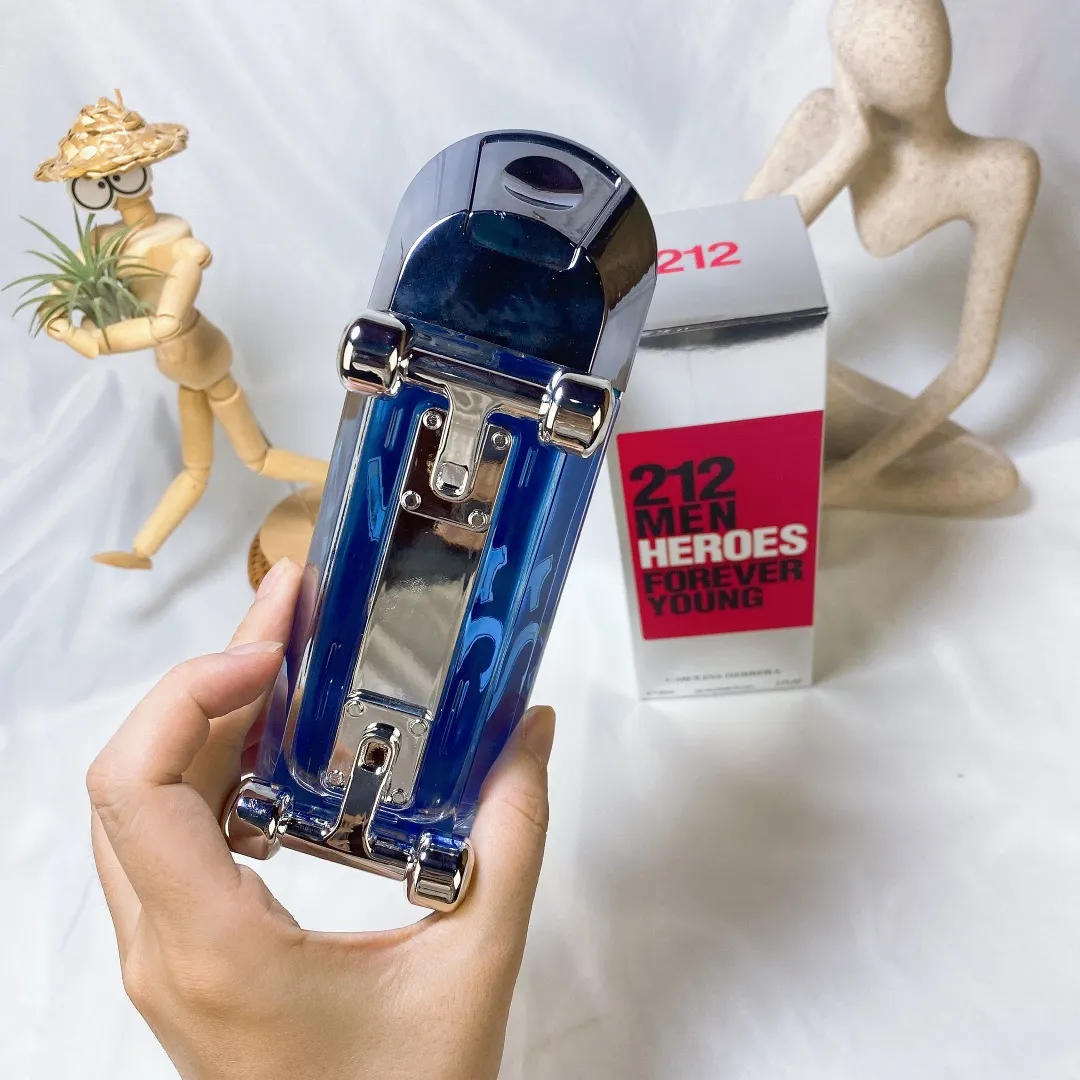 Carolina Herrera 212 En Heroes Forever Young 90ml Perfume