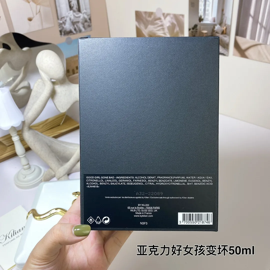 Klian, Good Girl Goes Bad/acrylic Box Hardcover 50ml