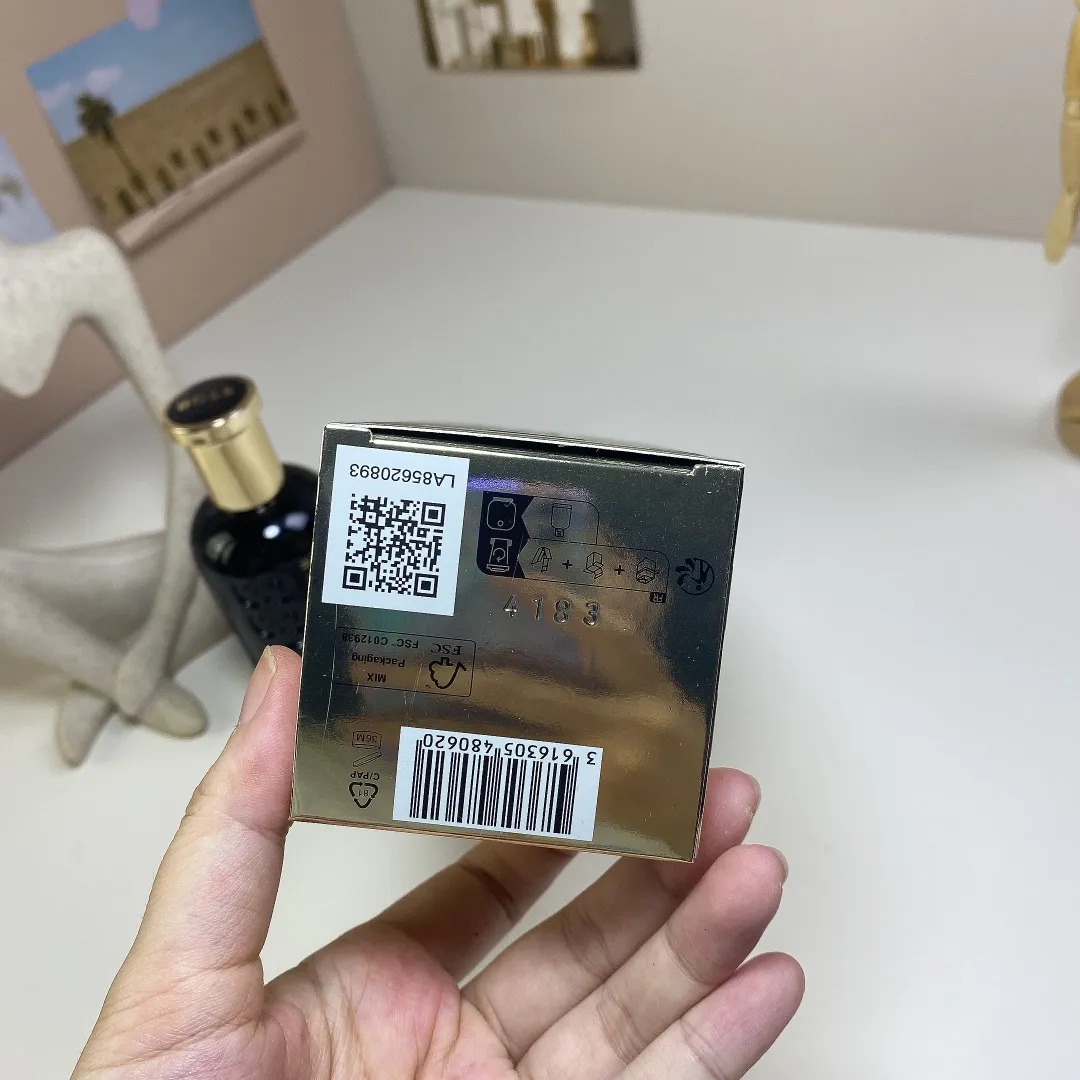 Hugo Boss Bottled Absolu 100ml EDP: Woody-Spicy Elegance?