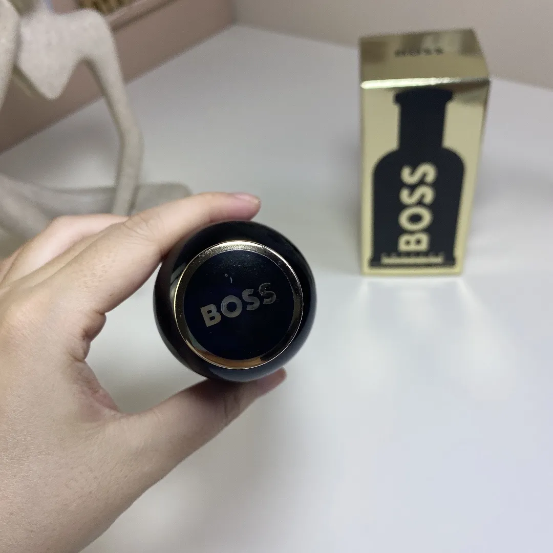 Hugo Boss Bottled Absolu 100ml EDP: Woody-Spicy Elegance?