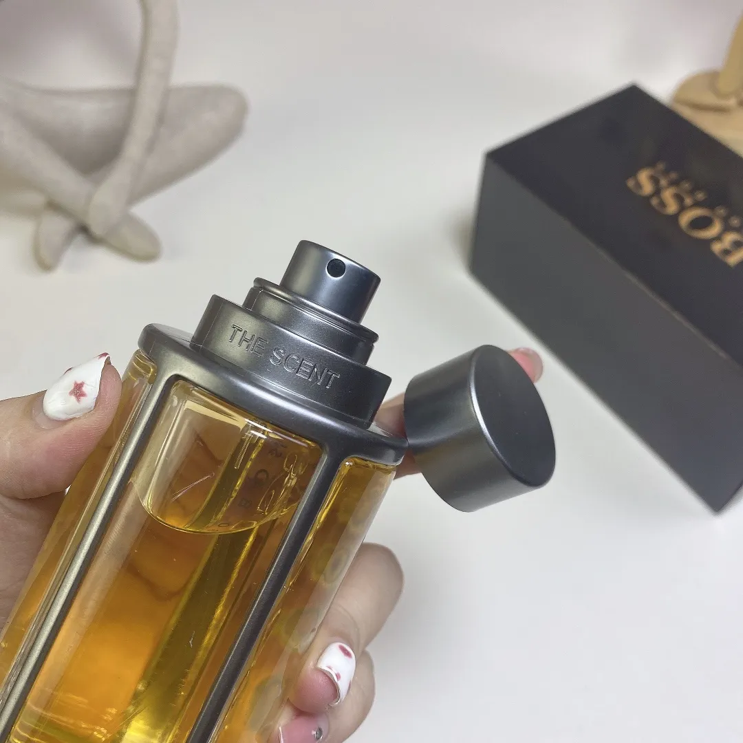 Hugo Boss Junshang Tempts Men 100ml