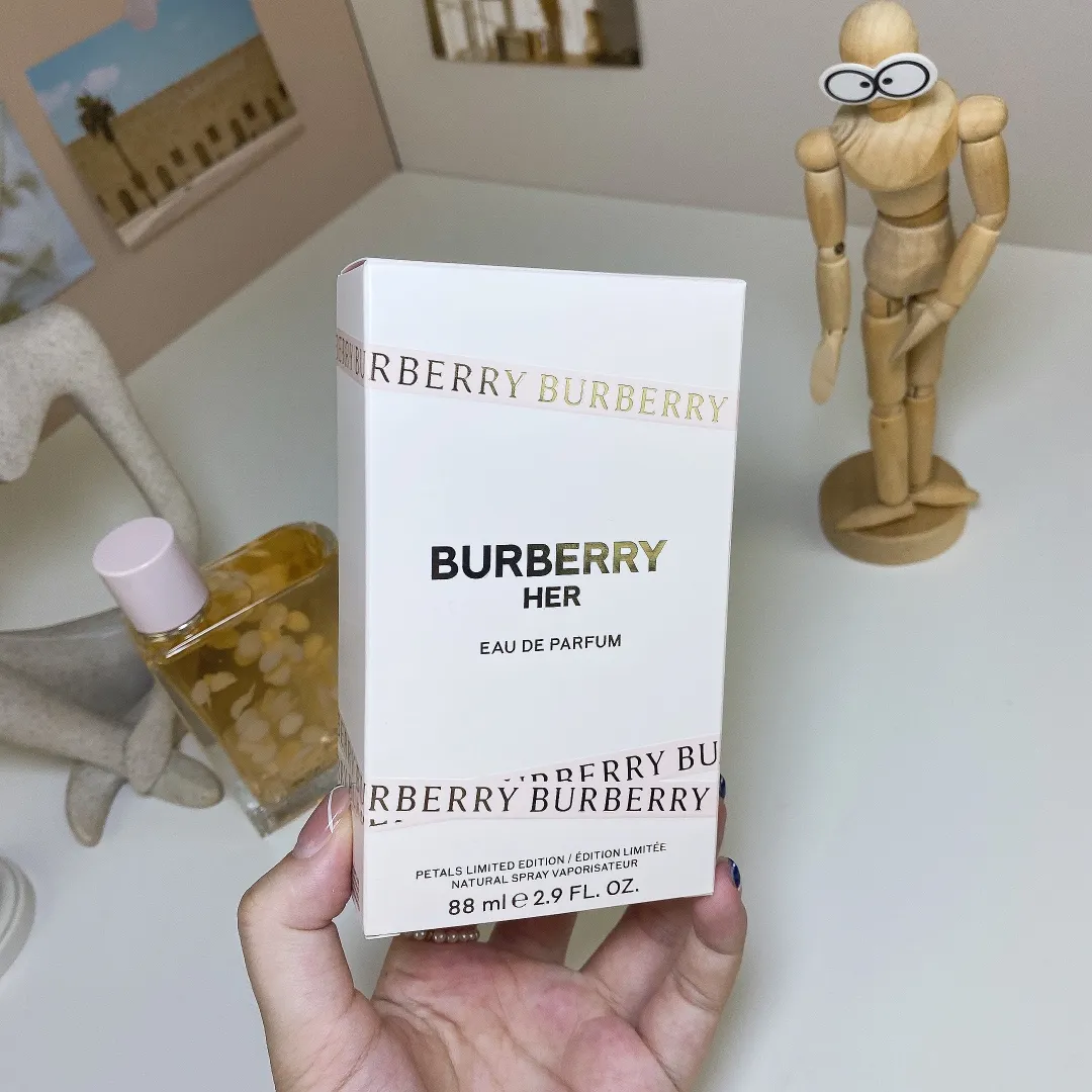 Burberry Flower And Her Floral Version Edp Women's Strong Perfume 88ml