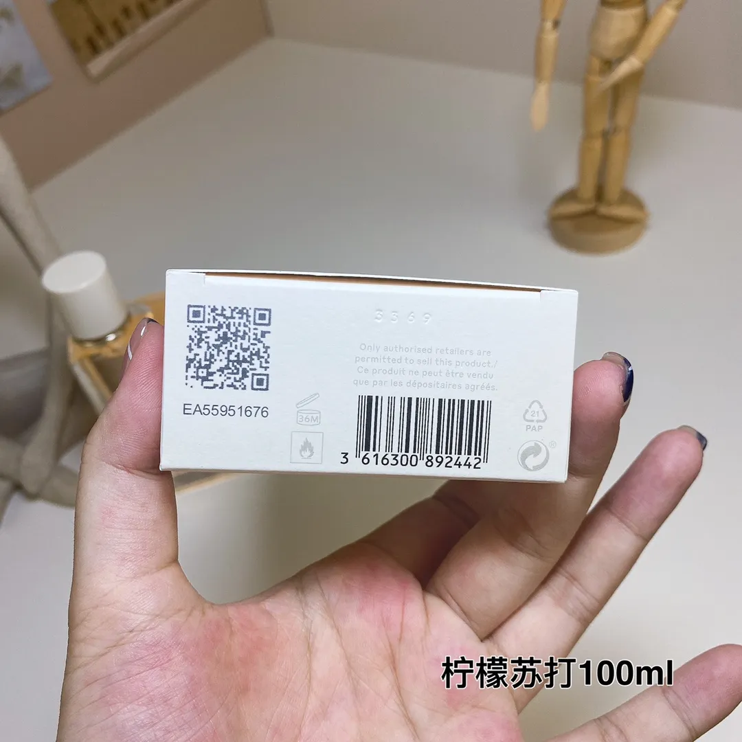 Burberry Flowers And Her Dreams London (lemon Soda) 100ml