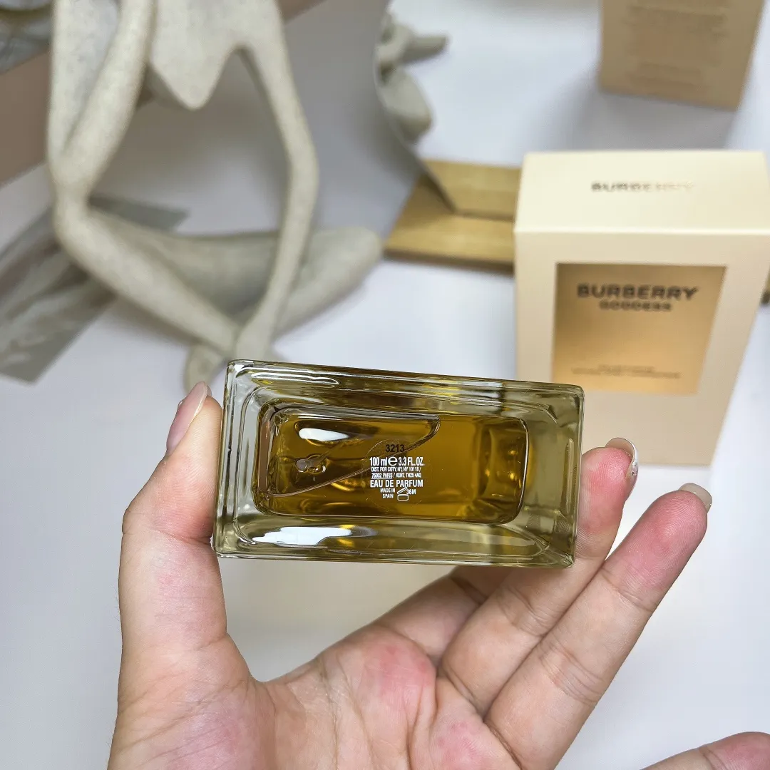 Burberry Goddess Perfume EDP 100ml - Long-Lasting Vanilla
