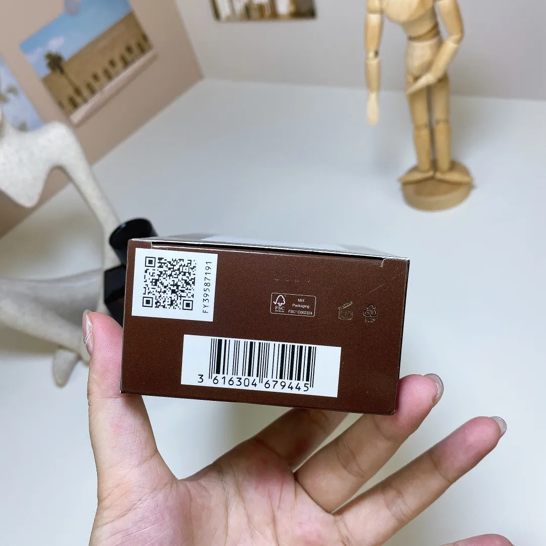 Burberry Essence Heart Of Courage (Hero) 100ml