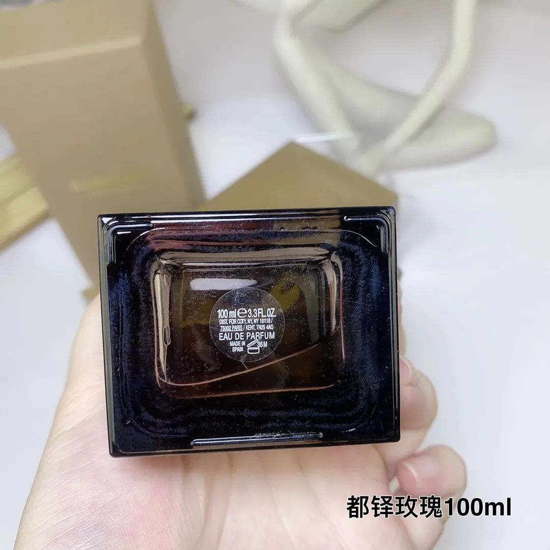 Burberry Tudor Rose 100ml