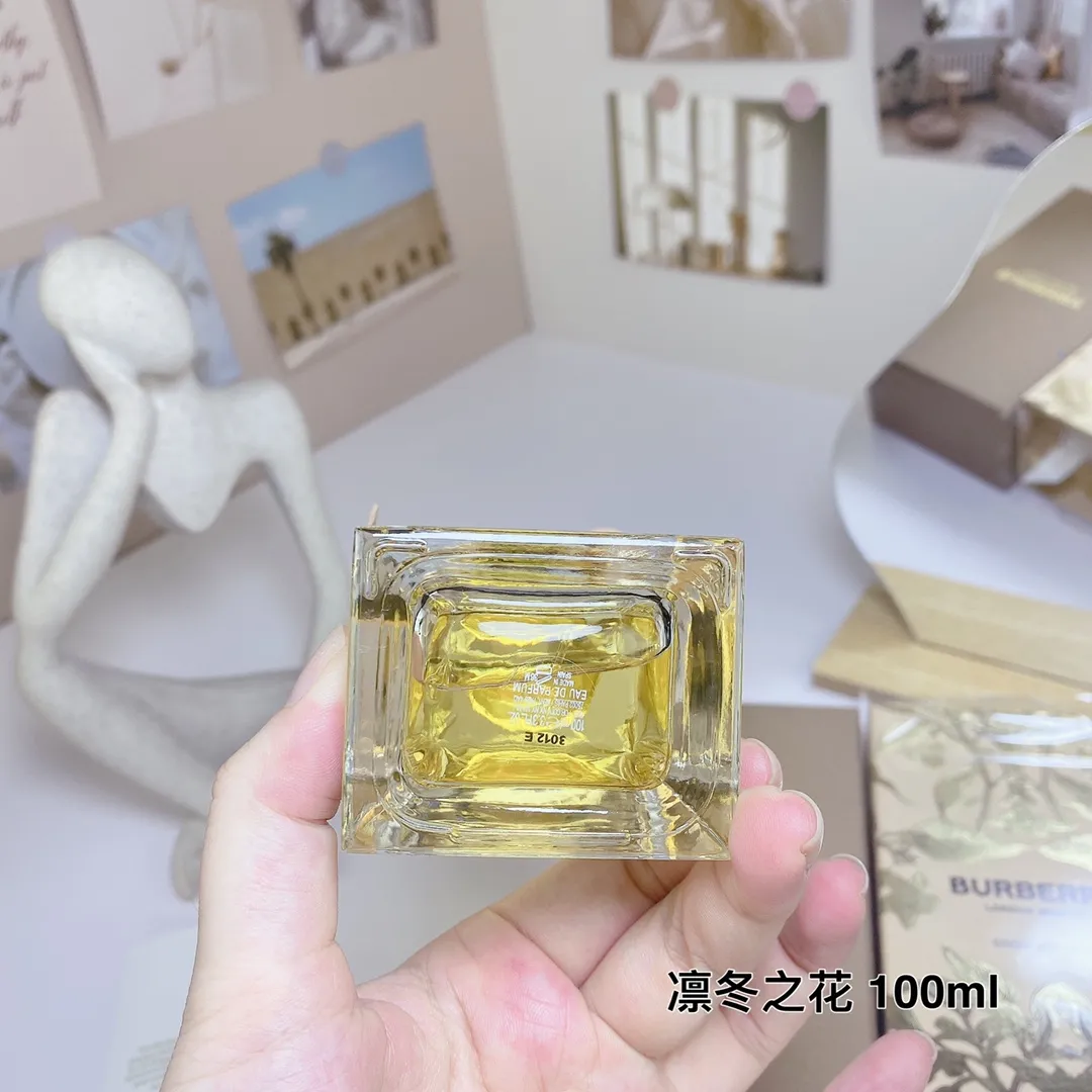 Burberry SNOW BLOSSOM 100ml