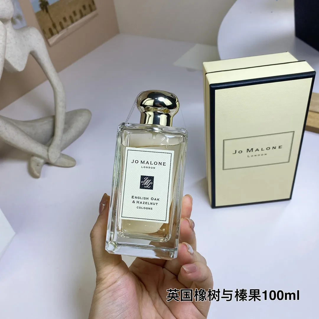 Jo Malone English Oak Hazelnut 100ml: A Captivating Woody Scent