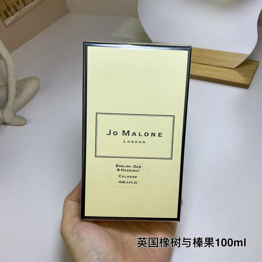 Jo Malone English Oak Hazelnut 100ml: A Captivating Woody Scent