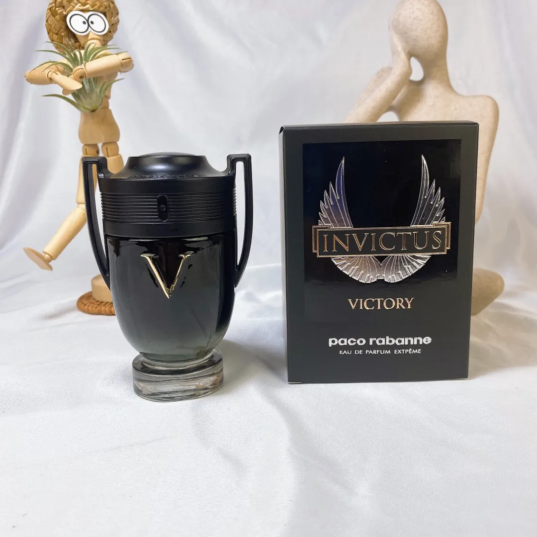 Paco Rabanne Invictus Men's Black Trophy 100ml