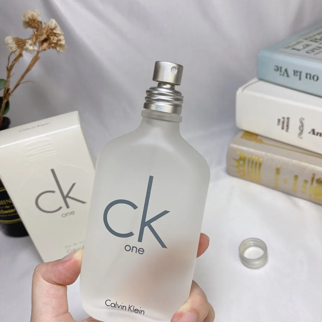 Calvin Klein Ck White Ckone Men's/women's Unisex Perfume 100ml