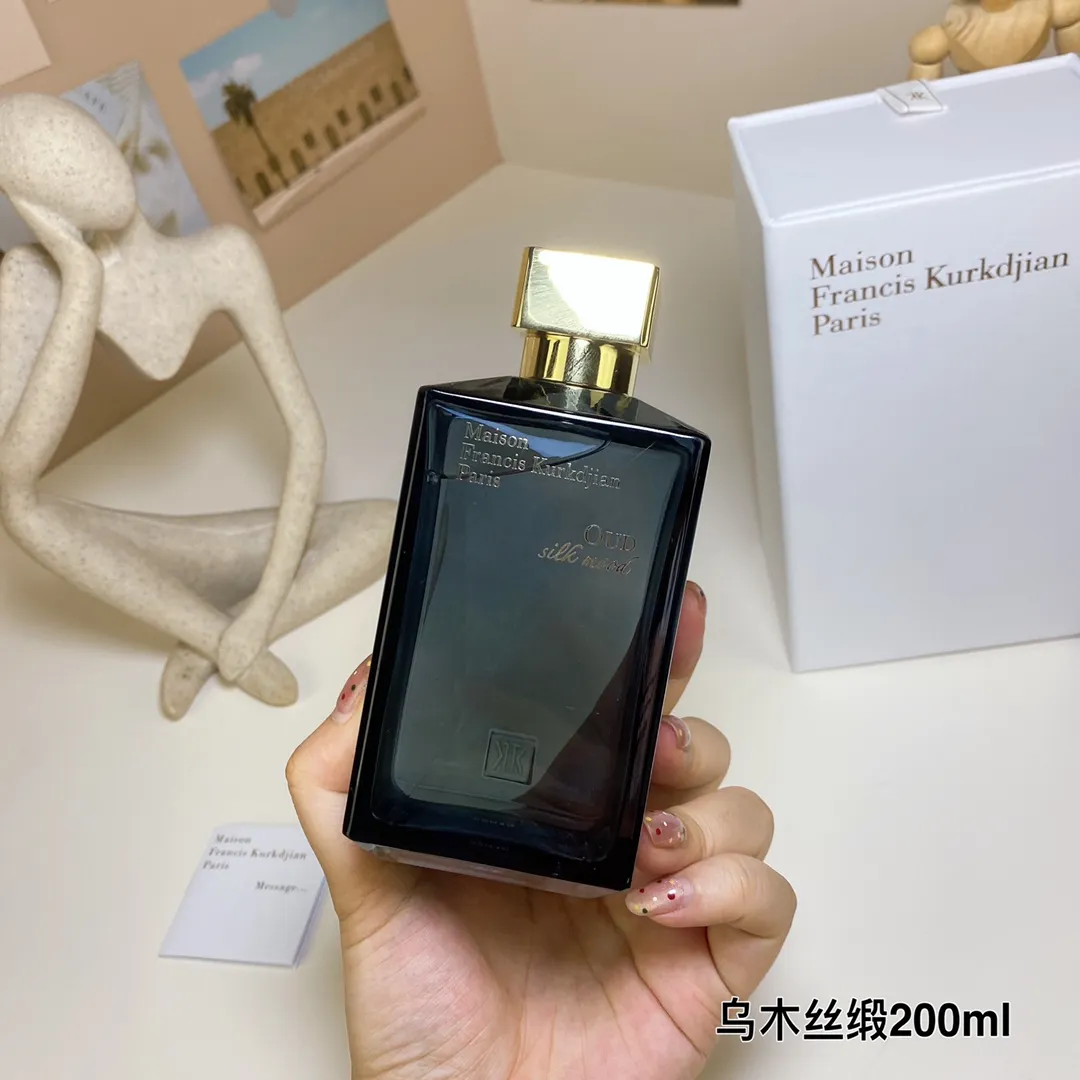 Maison Francis Kurkdjian Oud Satin Mood 200ml