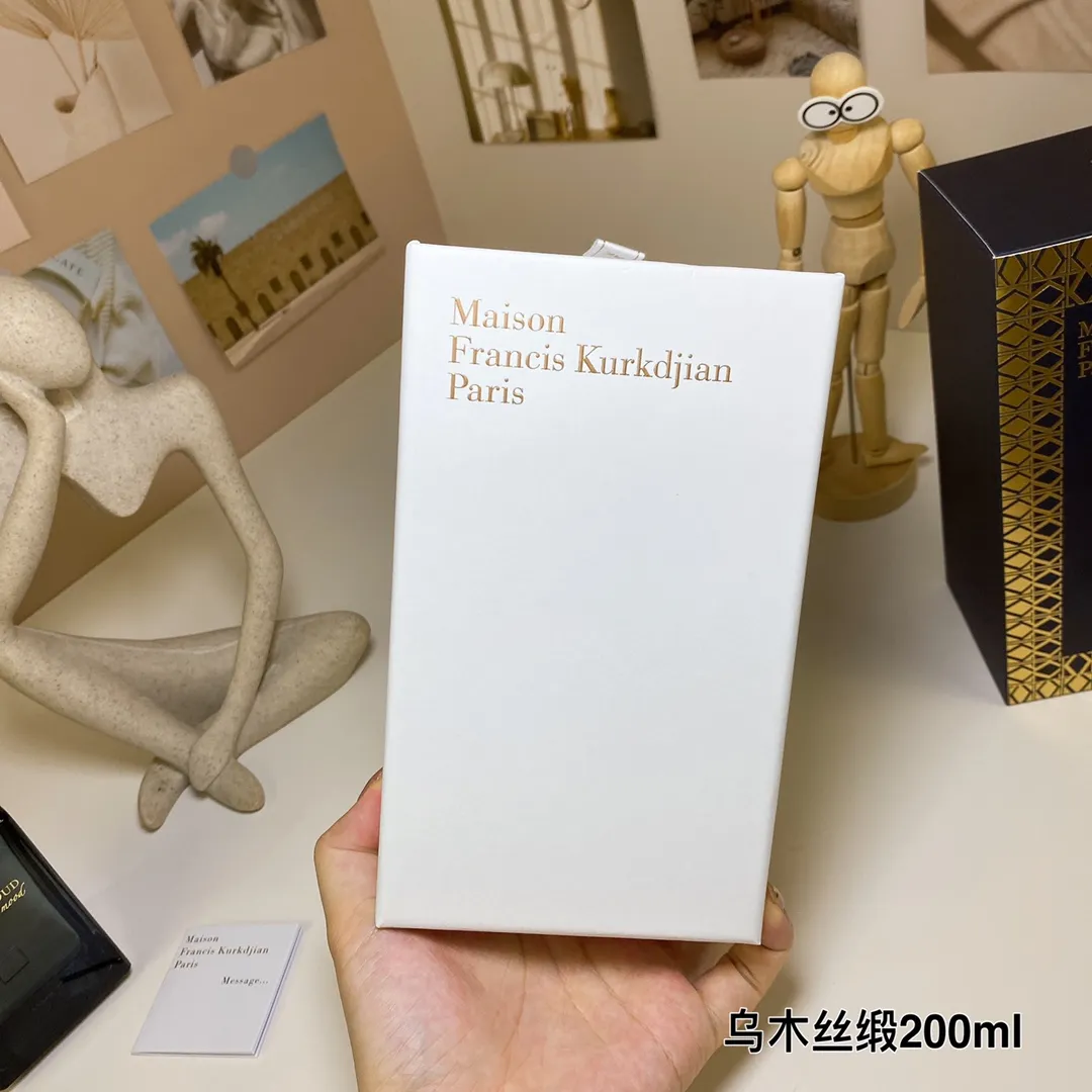 Maison Francis Kurkdjian Oud Satin Mood 200ml