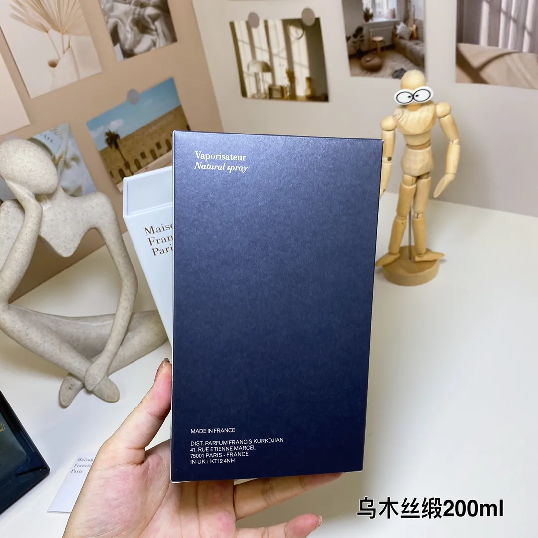 Maison Francis Kurkdjian Oud Satin Mood 200ml