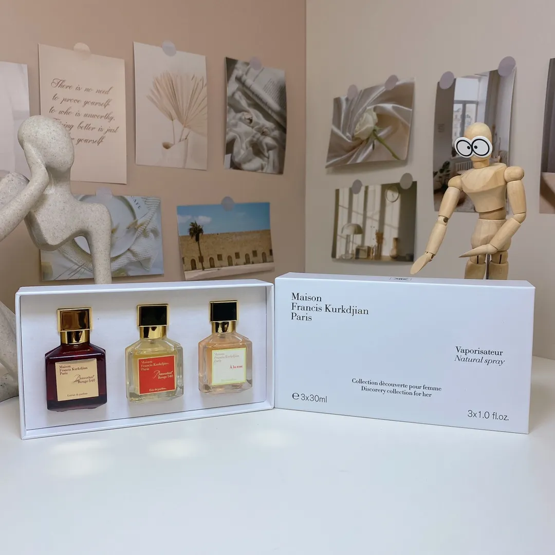 Maison Francis Kurkdjian Baccarat Sample Set Of 3 Pieces, 30ml X, With Nozzle