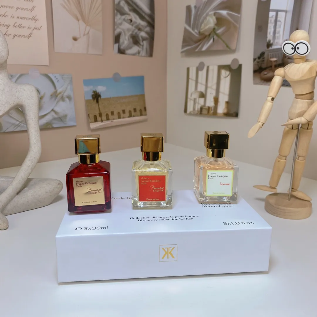 Maison Francis Kurkdjian Baccarat Sample Set Of 3 Pieces, 30ml X, With Nozzle