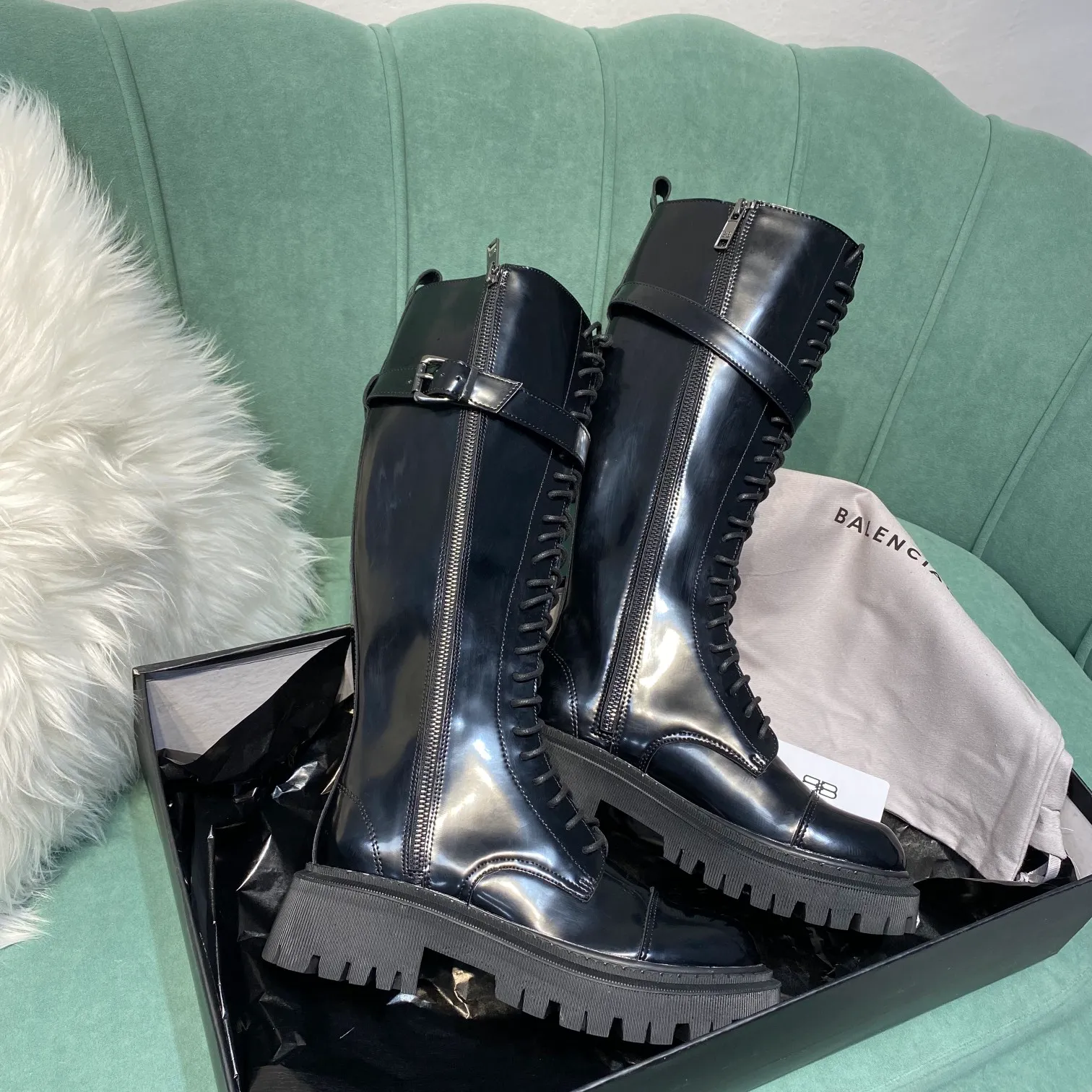 101210knee-high boots