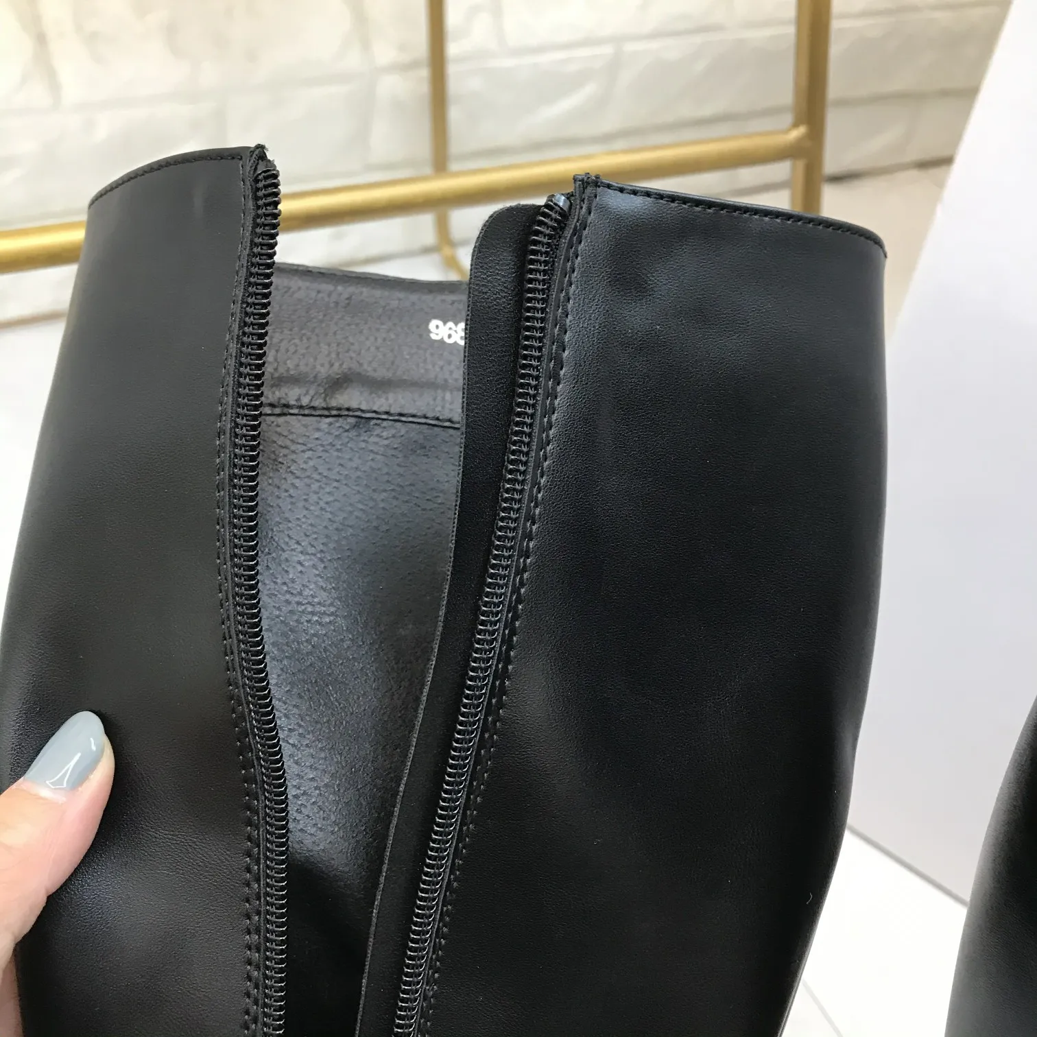 101388knee-high boots