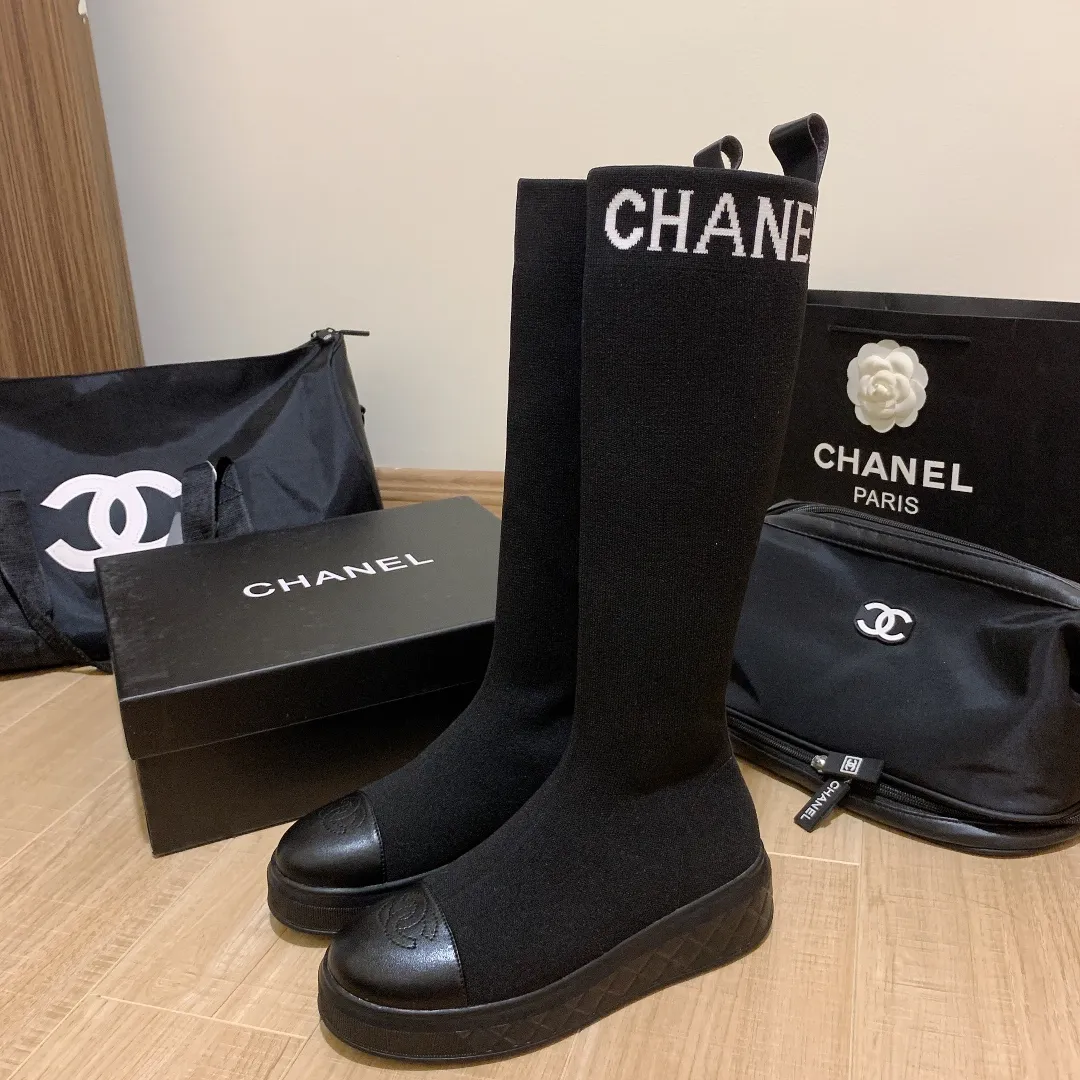 104932knee-high boots