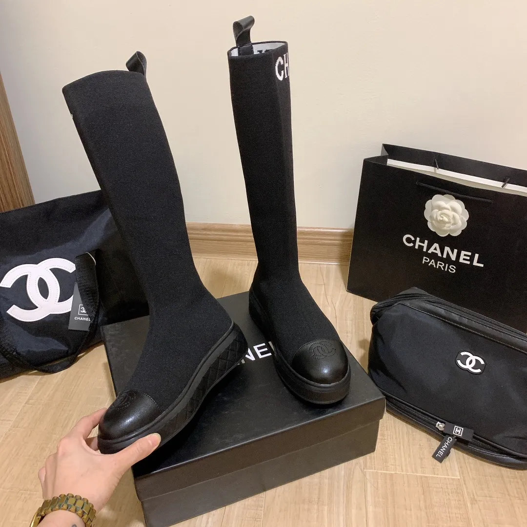 104932knee-high boots